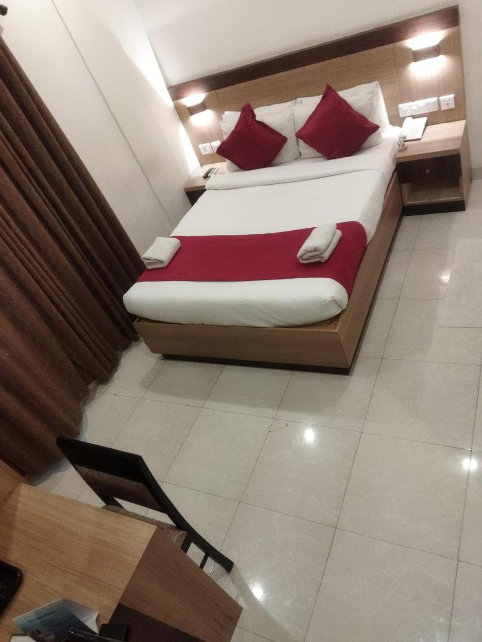 Prayana Hotels Kochi Exterior photo